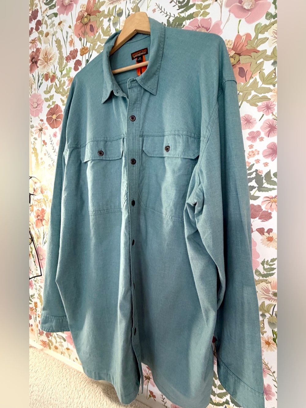 Patagonia Men’s Light Farriers Shirt - Long-Sleeve Button-Up made with hemp
